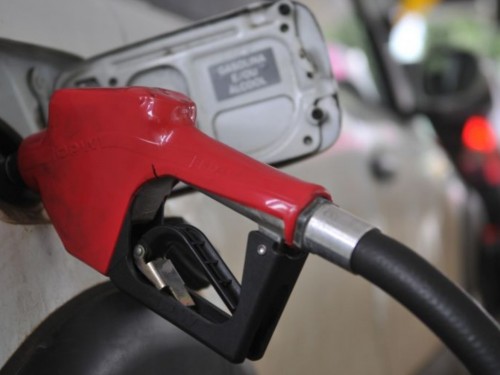Projeto de lei pode reduzir imposto sobre combustíveis em Minas