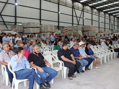 Café Rural reúne associados de cooperativa em Valadares
