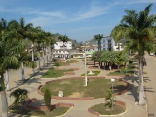 Prefeita de Vargem Alegre comenta sobre renúncia de seu vice