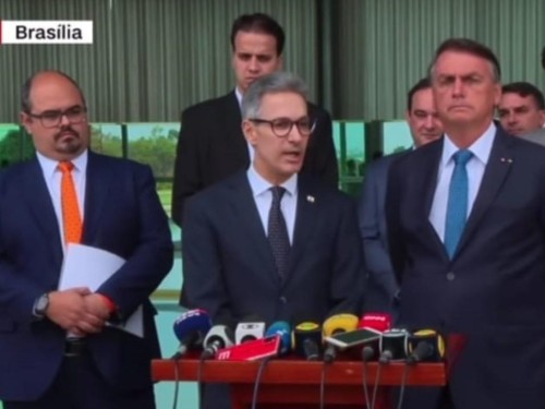 Zema anuncia apoio a Bolsonaro no segundo turno