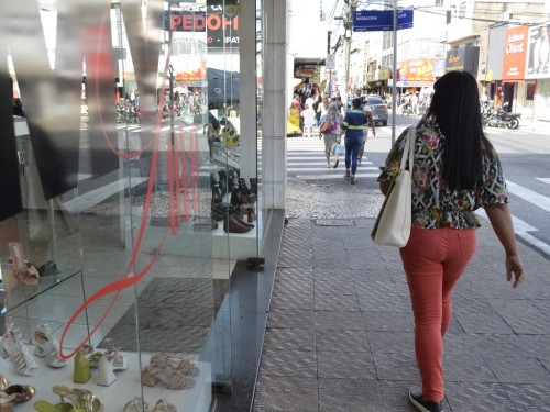 Instituto orienta para  que consumidor não caia em armadilhas na Black Friday