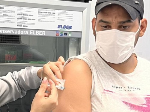 Ipatinga inicia aplicação de vacina bivalente contra a Covid-19 para maiores de 18 anos