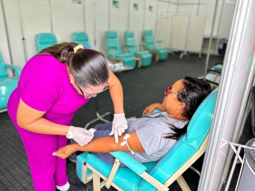 Prefeito acompanha primeiro dia a UPA Sentinela