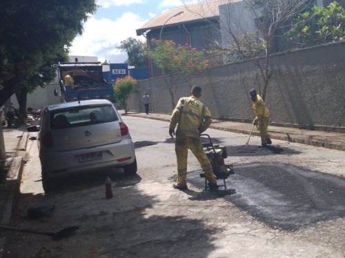 Ipatinga intensifica ações do tapa-buracos