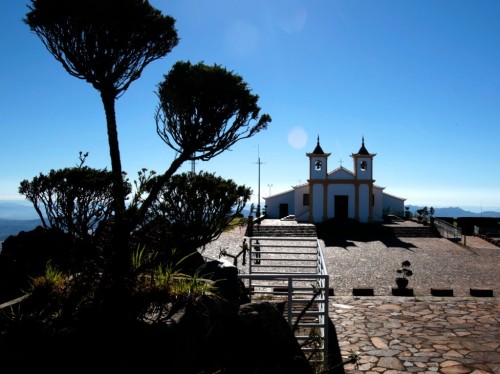 Turismo da fé traz movimentação recorde a Minas Gerais