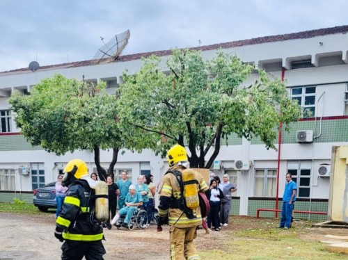 Corpo de Bombeiros lança concurso com mais de 300 vagas