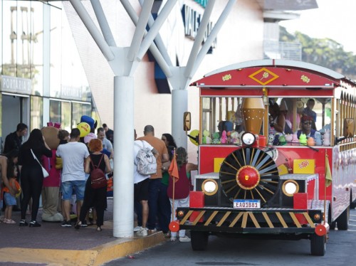 CarnaVale do Aço promete diversão gratuita no Shopping