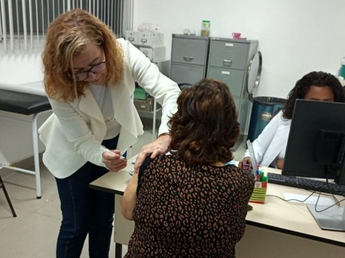 Timóteo inicia vacinação contra gripe 