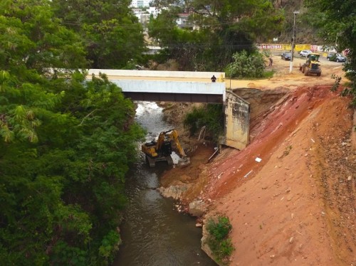 Fabriciano inicia conserto definitivo de ponte