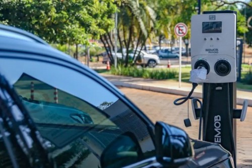 Vendas de elétricos e híbridos cresce em Uberlândia