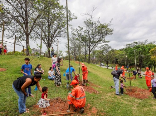 Ipatinga realiza a 3ª edição do   Frutos da Vida 