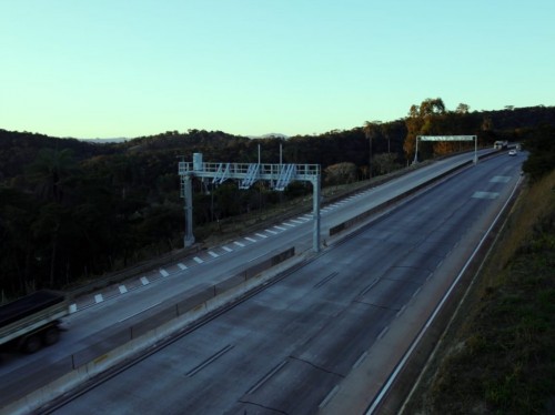 Com dois pontos iniciais, Nova 381 inicia cobrança de pedágio 