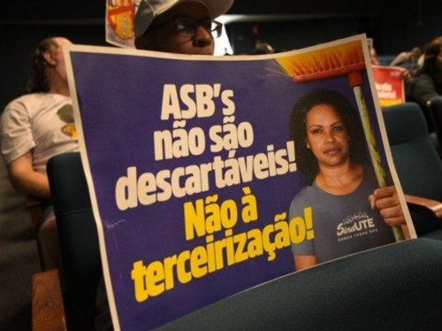 Petição Pública resiste à terceirização dos serviços de ASBs nas escolas estaduais