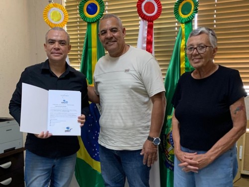Conexão Dubai-Brasil -  Prefeito de Inhapim analisa participação na comitiva regional 