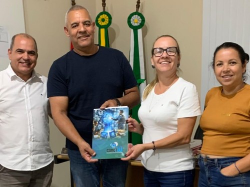 Conexão Dubai-Brasil:  Prefeita estuda apresentar café de São Domingos aos xeiques