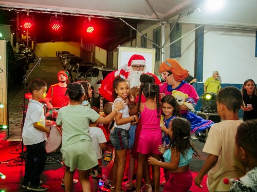 Natal de Arte e Luz em Antônio Dias