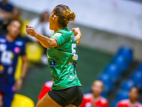 Jovem de Fabriciano assina com um dos maiores clubes de handebol do país