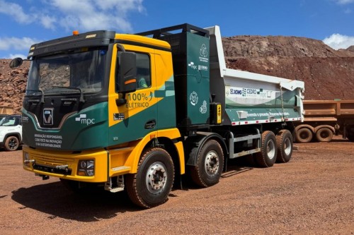 Rumo à descarbonização: Cedro inicia testes com caminhão 100% elétrico
