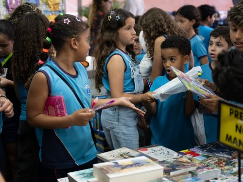 Sustentabilidade e inteligência artificial inspiram programação do Salão do Livro Vale do Aço
