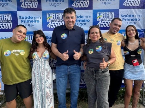 Adesivaço de Heleno do Hospital reúne mais de 2 mil pessoas e centenas de veículos em Ipatinga
