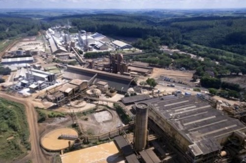 Guerra no Irã atrapalha município mineiro