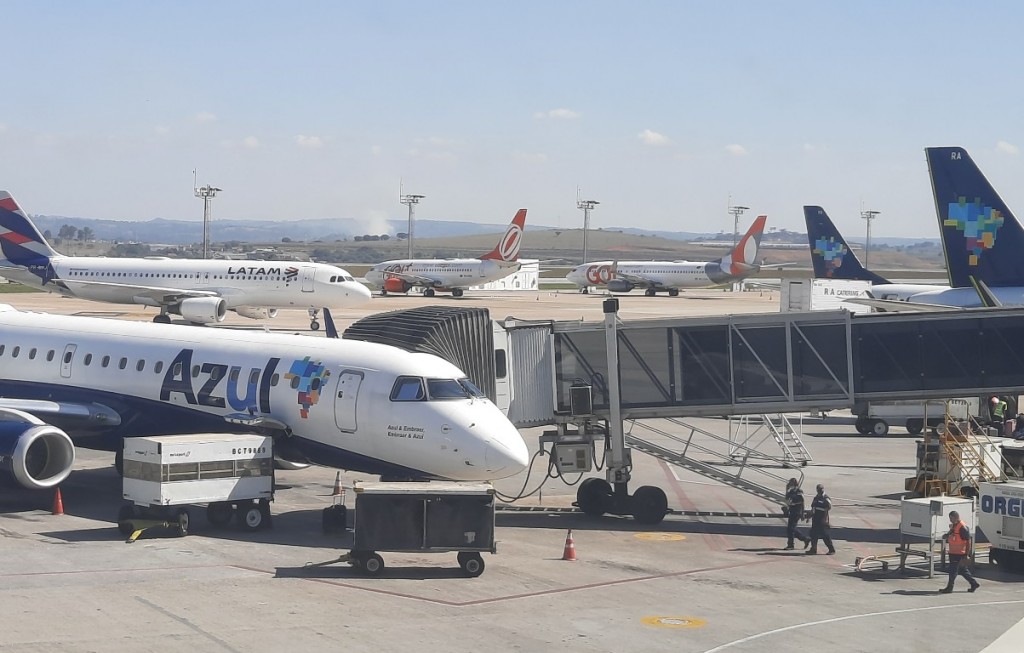 Voos são operados pela Azul, Latam e Gol (foto), além da Avianca