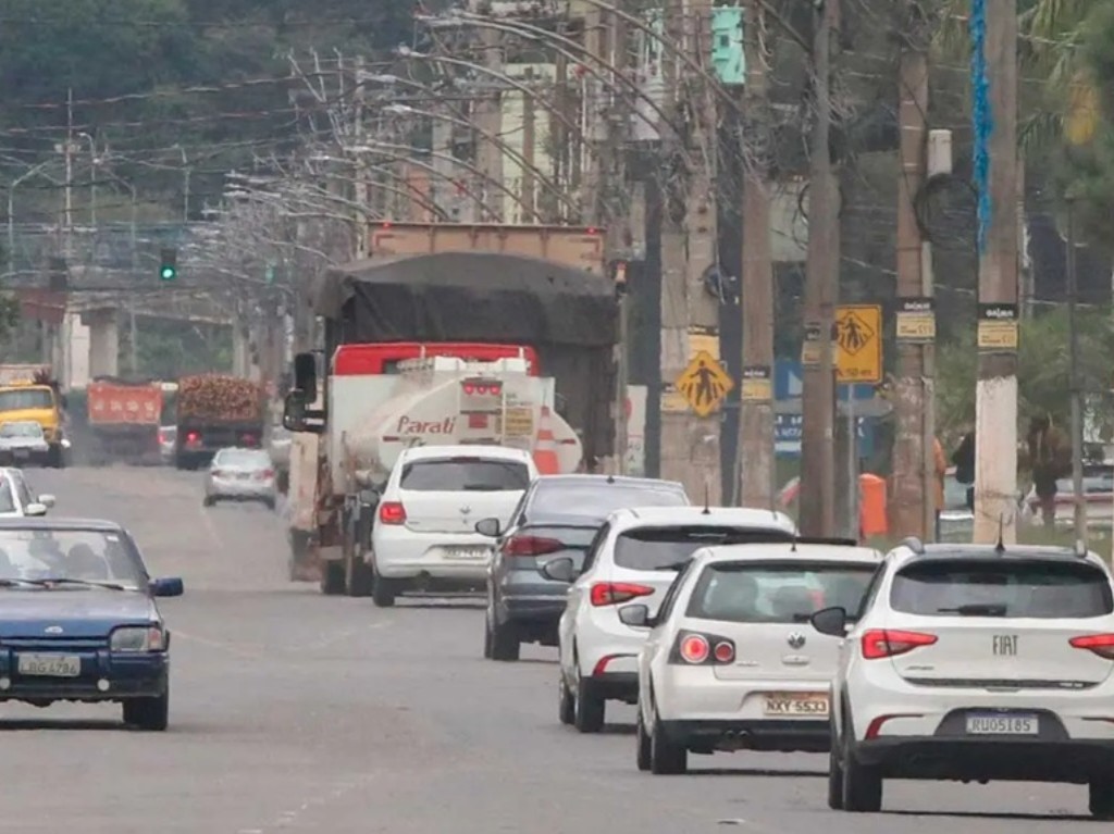 Iniciativa inclui canalização de águas pluviais, para evitar alagamentos, asfaltamento das vias e melhoria da iluminação pública 